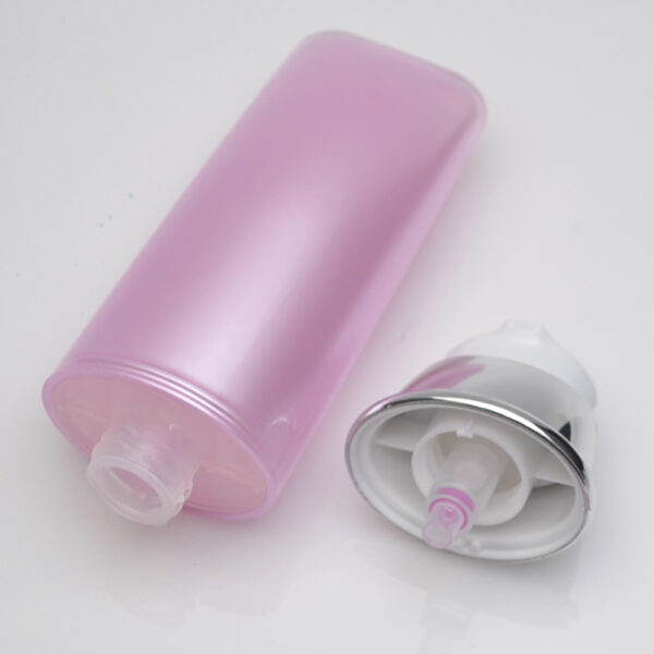 Refillable airless tube packaging